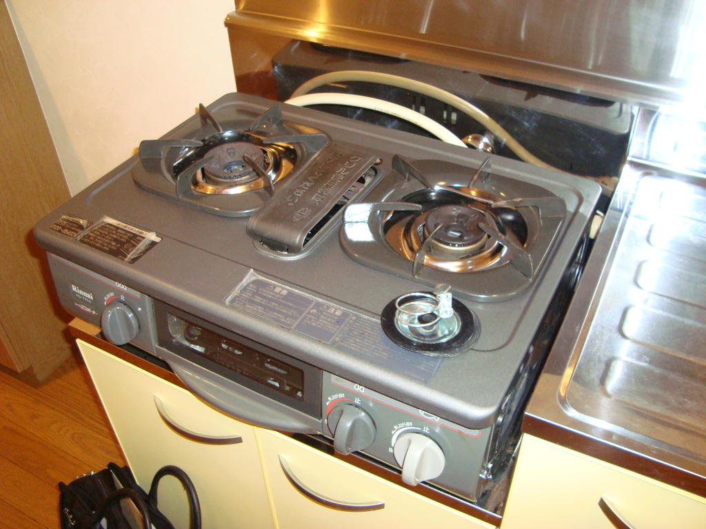 Kitchen.  ☆ Gas table ・ With grill ☆