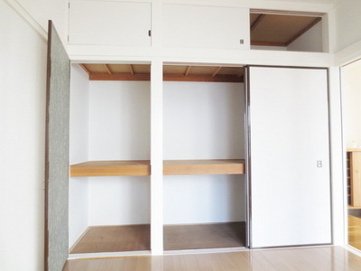 Receipt. Storage space