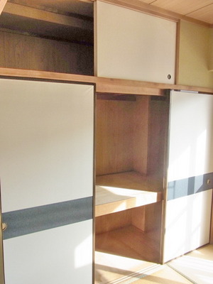 Receipt. Storage lot 1 between a half