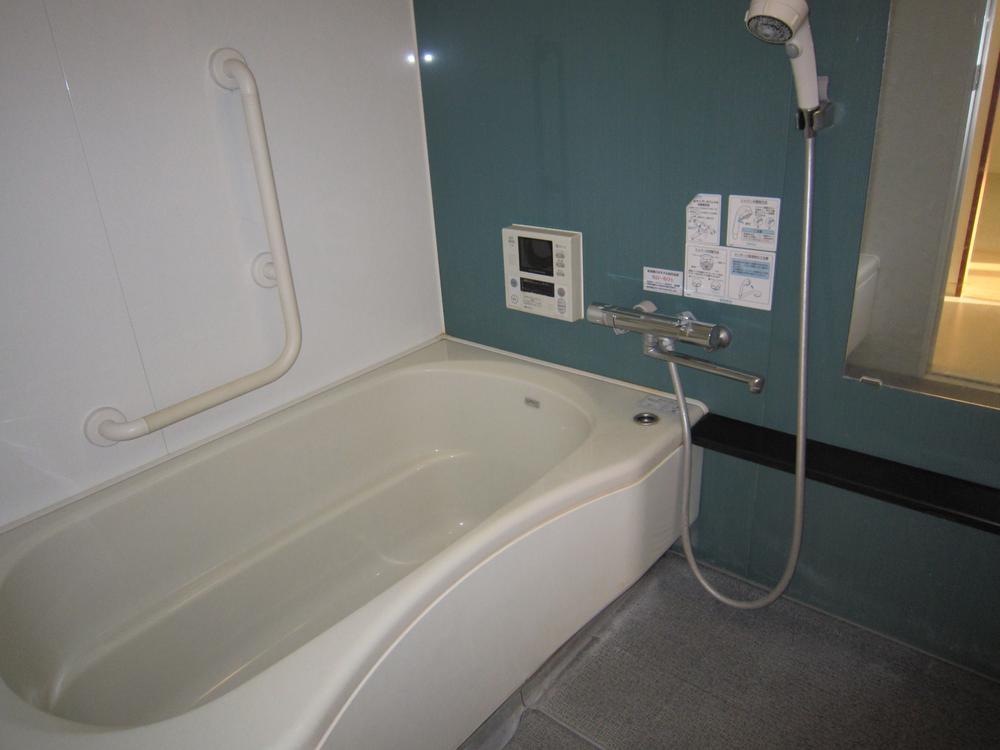 Bathroom. Room (August 2013) Shooting