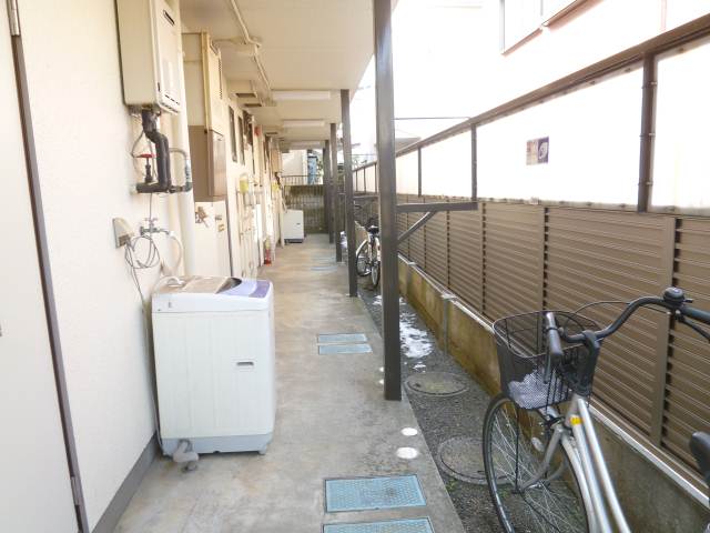 Other common areas. Corridor