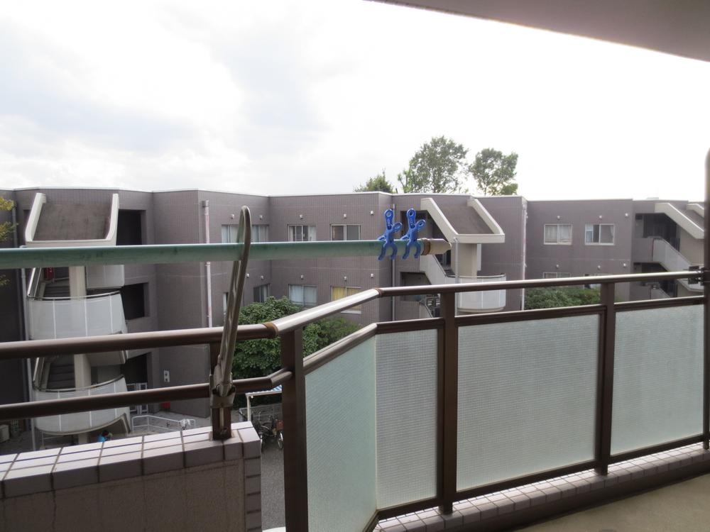 Balcony. Local (10 May 2013) Shooting