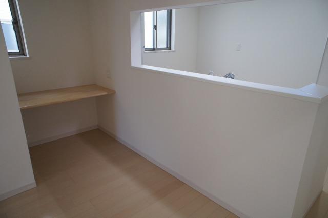 Living. Living counters, Perfect for reading and PC table