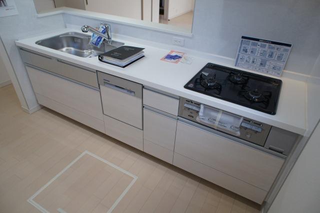 Kitchen. White kitchen full of cleanliness