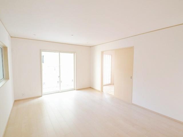 Living. LDK (8 May 2013) Shooting