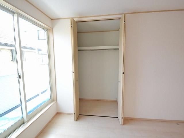 Receipt. Closet (August 2013) Shooting