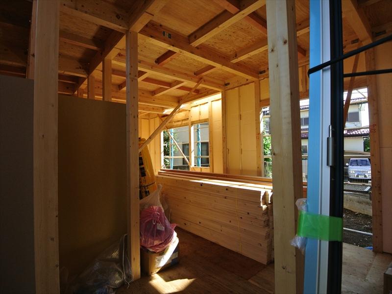 Local appearance photo. Local (10 May 2013) Shooting