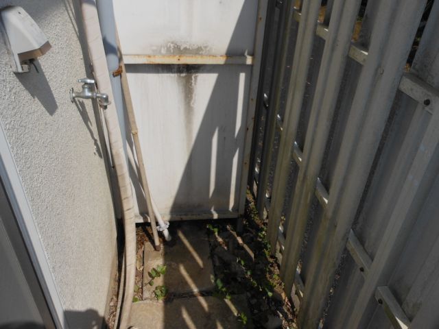 Other room space. Laundry Area