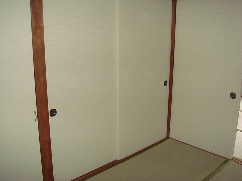 Receipt. It is full enter closet