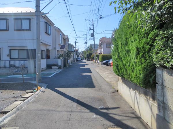 Local photos, including front road. Local (September 2013) Shooting