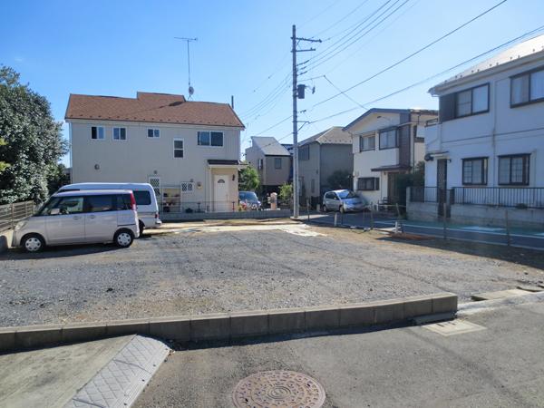 Local photos, including front road. Local (September 2013) Shooting