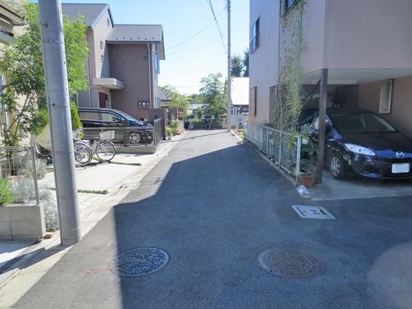 Local photos, including front road. Local (September 2013) Shooting