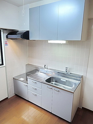 Kitchen. Two-burner gas stove installation Allowed Kitchen