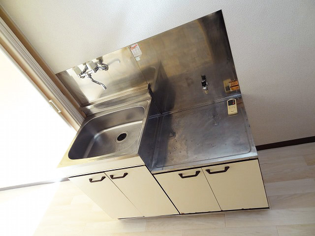 Kitchen. It is not the image but marked with gas stove