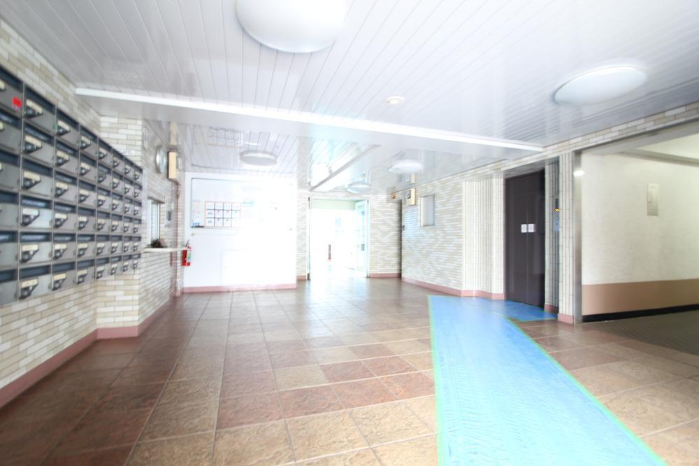 Entrance. The salesman which has a national qualification of FP (financial planner), It is carefully to suggestions made to the customer's point of view. Please feel free to contact us. We look forward to staff. It is OUTREACH of sincerity business.