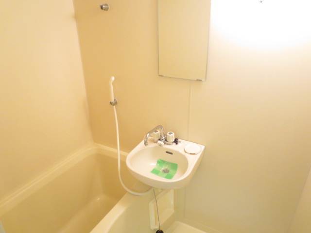 Toilet. Happy bus ・ Restroom