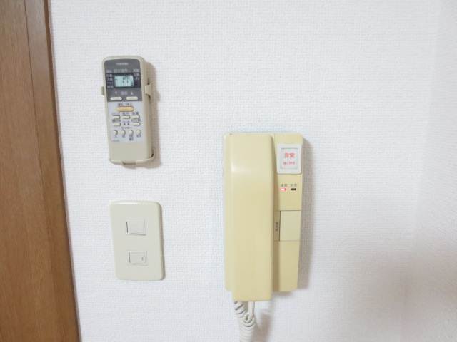 Security. Peace of mind auto-lock