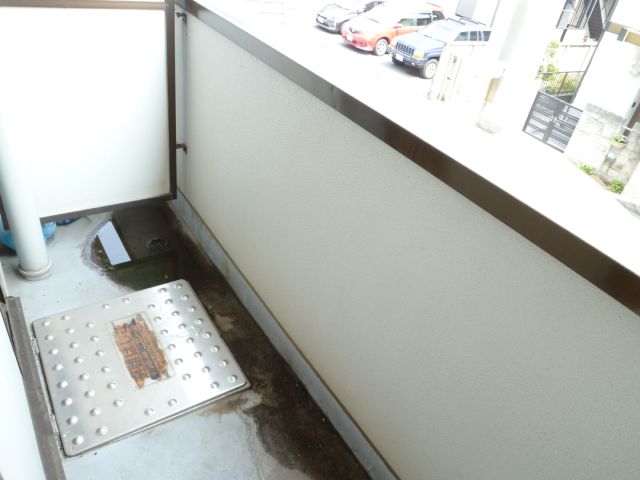 Balcony. Dry well also laundry with veranda