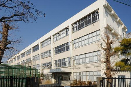 Junior high school. Koganei 336m to stand second junior high school