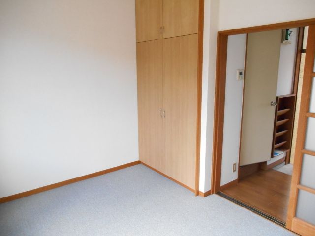 Living and room. It is with storage rooms