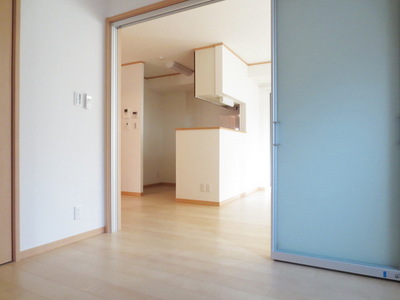 Other room space. All flooring