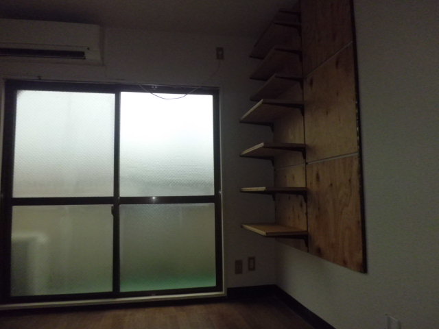 Living and room.  ☆ With cabinet ☆ 