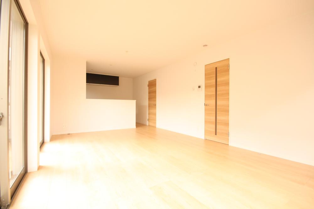 Living. Indoor (12 May 2013) Shooting