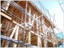 Construction ・ Construction method ・ specification. Advanced framing construction method. Junction structure hardware, Conventional 1.5 basis packing use ~ 2 times the underfloor ventilation performance. Release the moisture providing a vent layer to further within the outer wall. 1 ・ Construction of the second floor of the floor in Tsuyoshiyuka method. Stronger structure ・ Twist prevention of house ・ It provides excellent effect on earthquake resistance.