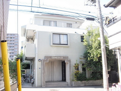 Building appearance. A quiet residential area