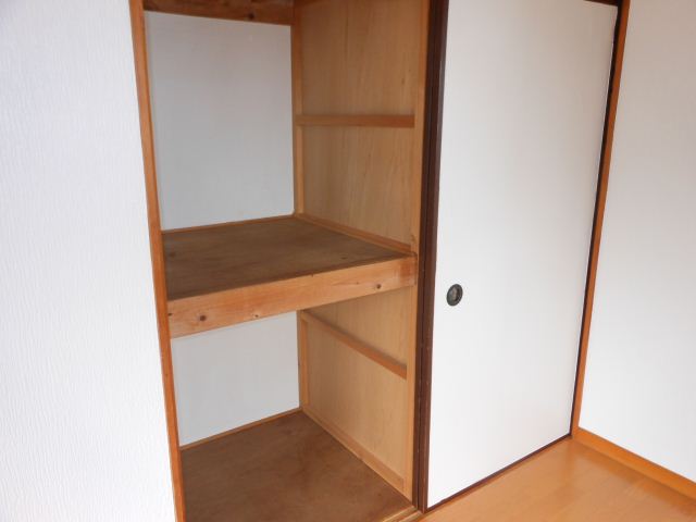 Receipt. With a convenient storage