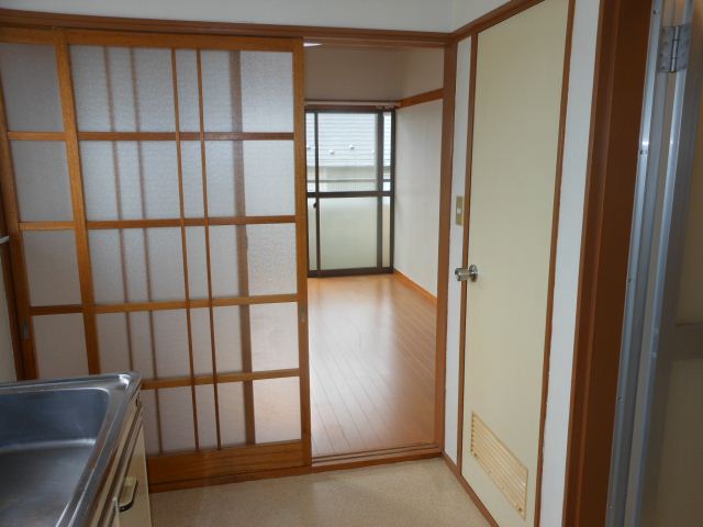 Living and room. This room of easy-to-use 1K