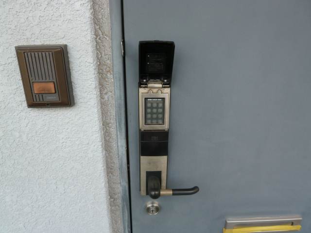 Entrance. Number type of peace of mind