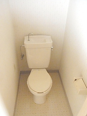 Toilet. toilet ・ Bus by