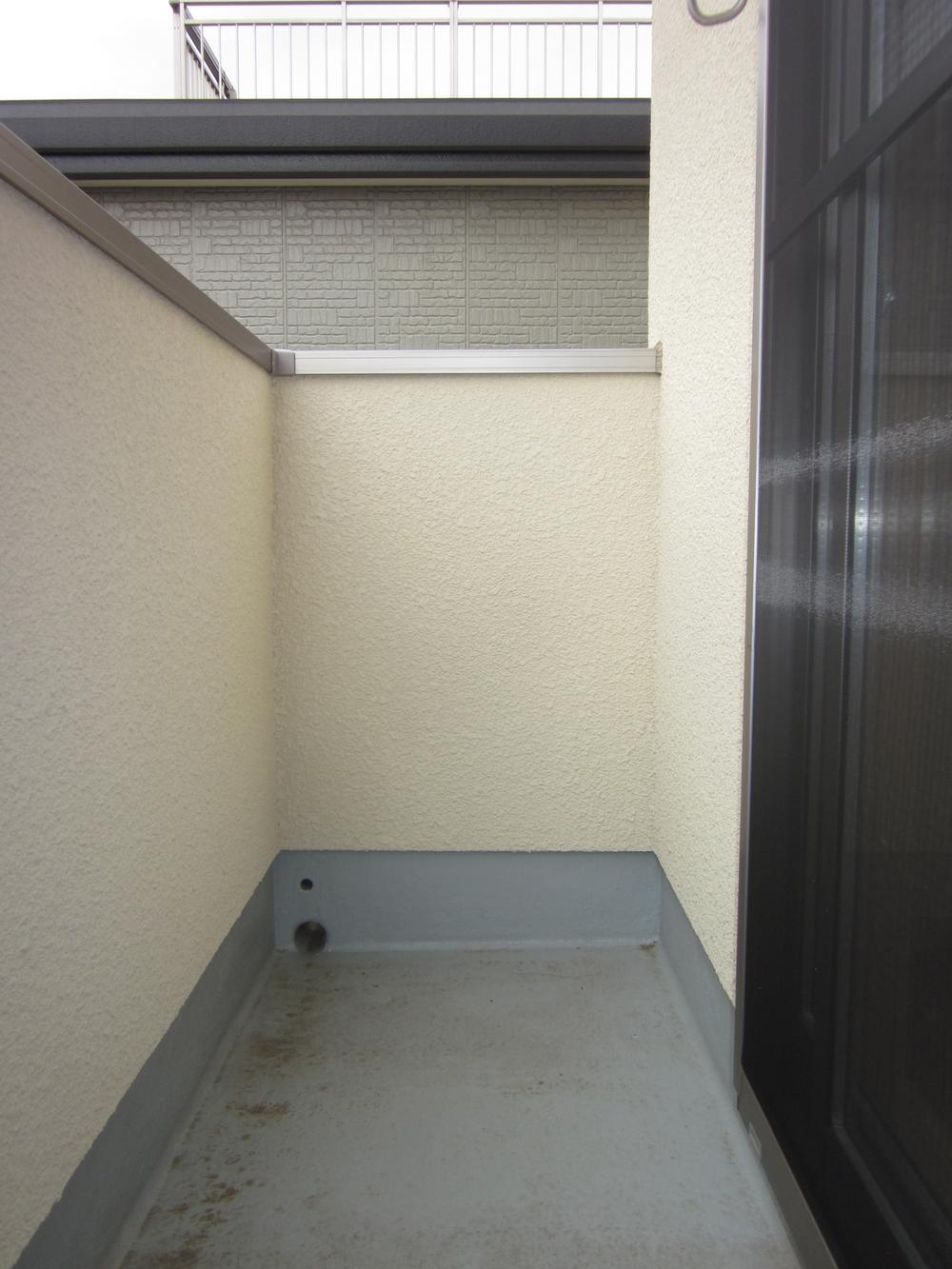 Balcony. Local (May 2013) Shooting ※ It will be the example of construction