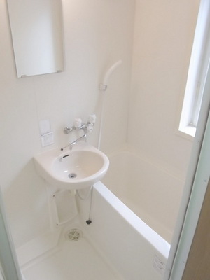 Bath. bus ・ Restroom