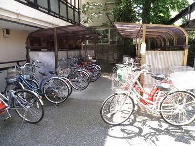 Other common areas. Covered parking lot. 