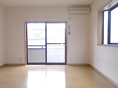 Living and room. Western-style 8 pledge