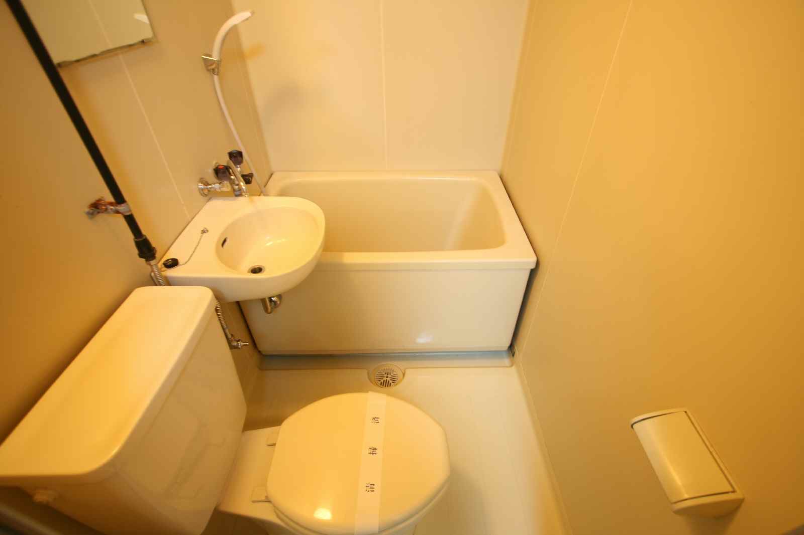 Bath. bus ・ toilet