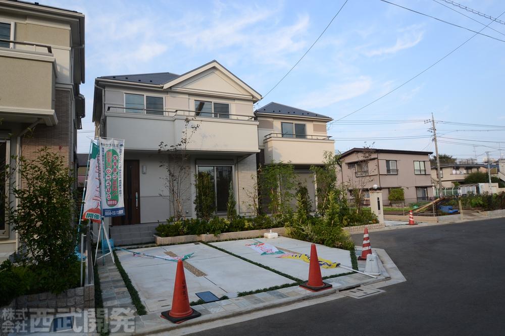 Local (11 May 2013) Shooting 6 Building