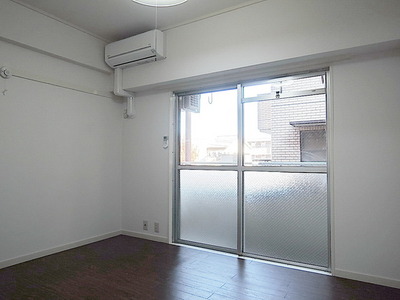 Other room space. Western-style 6 Pledge