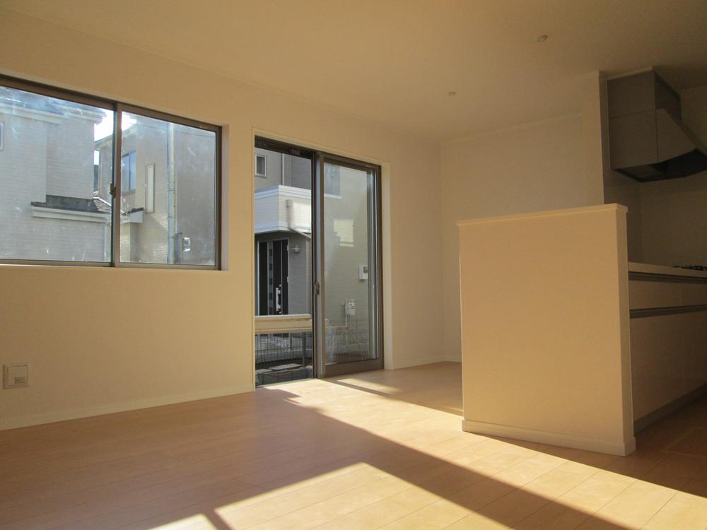 Living. Local (13 December) shooting