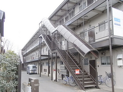 Entrance. Entrance side