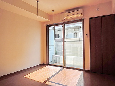 Other room space. Day good Western-style 5.6 Pledge