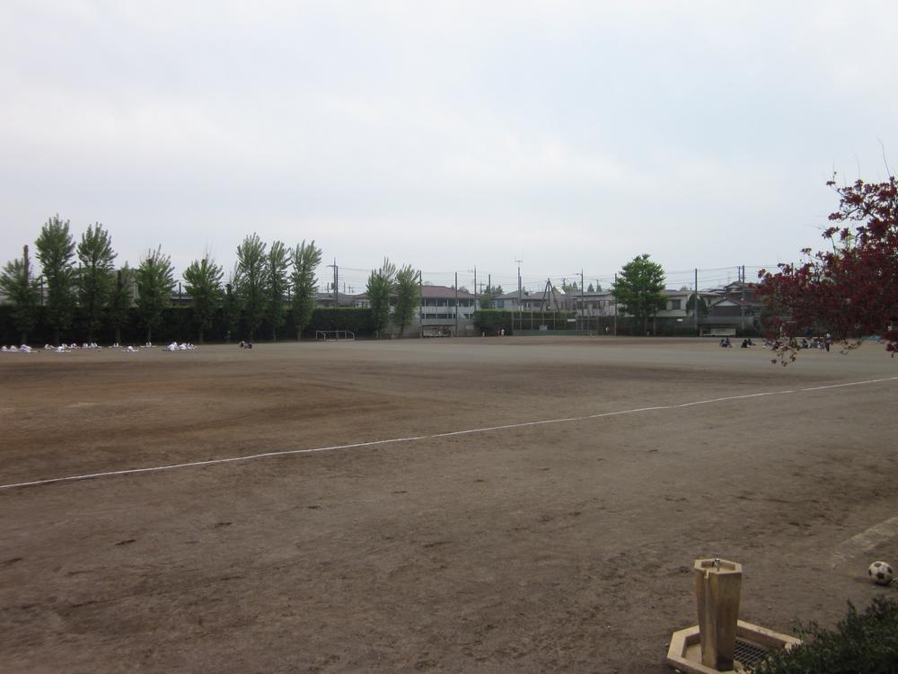 park. 2300m to clean water park sports facilities