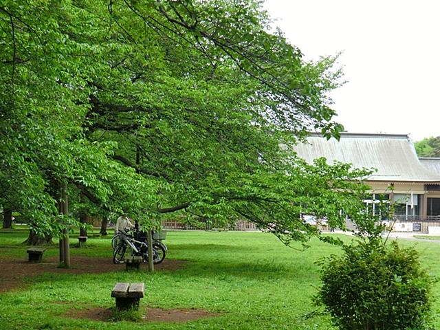 park. 1768m to Koganei Park