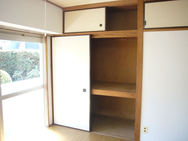 Receipt. Storage space plenty