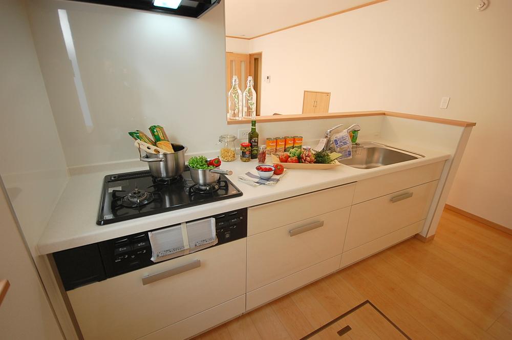 Same specifications photo (kitchen). Seller same specifications