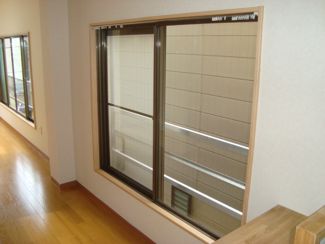 Living and room.  ☆ Also many window, Ventilation good ☆ 