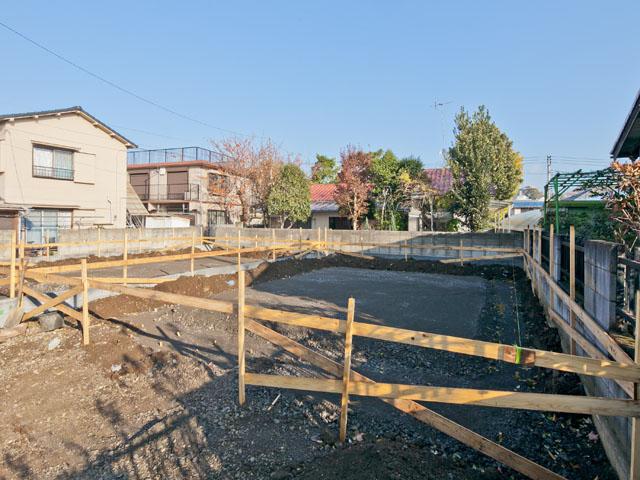 Local appearance photo. Local (11 May 2013) Shooting