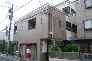 Building appearance.  ☆ Day is also good! Facing south ☆ 